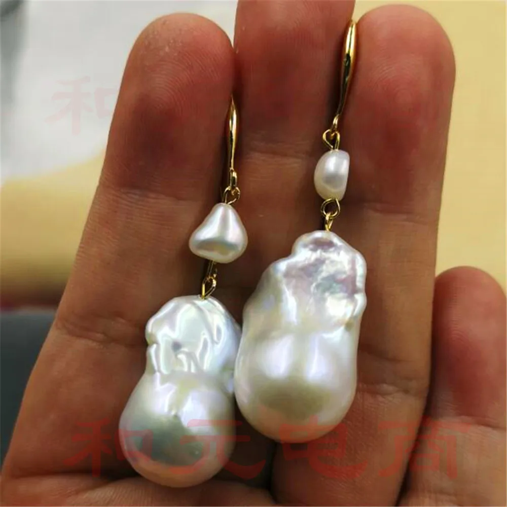 TwoPin earbob teardrop flawless Gold hooks 15-26MM HUGE baroque pearl earrings GOLD aurora creamy south sea dangler natural
TwoPin earbob teardrop flawless Gold hooks 15-26MM HUGE baroque pearl earrings GOLD aurora creamy south sea dangler natural