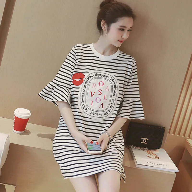 new spring/summer maternity dresses stripe T shirts pregnant dresses matetnity T shirts 16236 
new spring/summer maternity dresses stripe T shirts pregnant dresses matetnity T shirts 16236