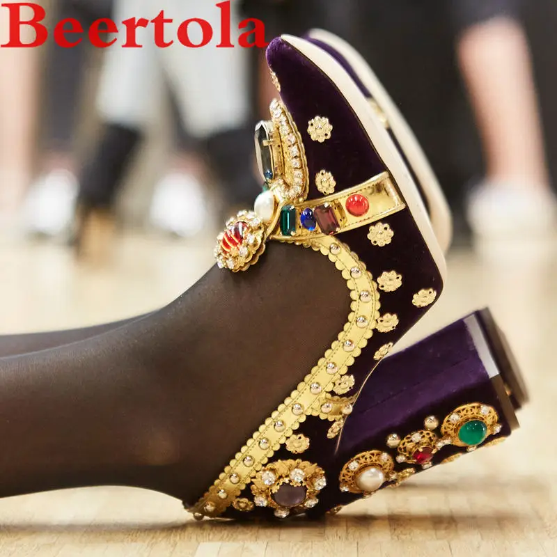 Suede Women's Pumps Retro Mary Janes Studded Pearl Crrstal Ladies Shoes Large Size Palace Purple Red Banquet Wedding Shoes Women
Suede Women's Pumps Retro Mary Janes Studded Pearl Crrstal Ladies Shoes Large Size Palace Purple Red Banquet Wedding Shoes Women