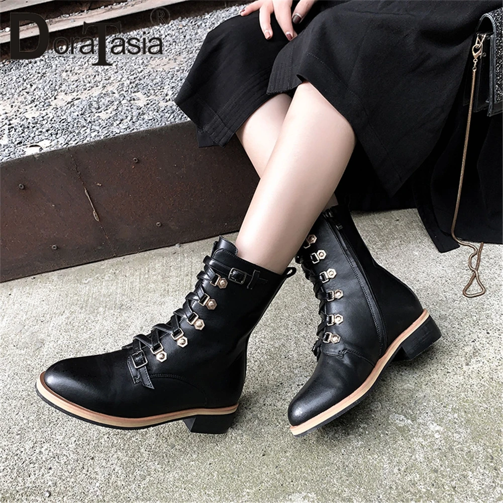 DORATASIA New Big Size 43 Ladies Chunky Heels Genuine Leather Zip Women Shoes Woman Casual Party OL Autumn Winter Ankle Boots
DORATASIA New Big Size 43 Ladies Chunky Heels Genuine Leather Zip Women Shoes Woman Casual Party OL Autumn Winter Ankle Boots