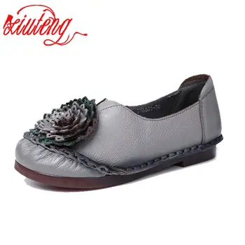 Xiuteng 2020 New National Wind Leather Flat Shoes Women's Flat With Soft Bottom Non-Slip Hand-Stitched Flower Mother Flat Shoes
Xiuteng 2020 New National Wind Leather Flat Shoes Women's Flat With Soft Bottom Non-Slip Hand-Stitched Flower Mother Flat Shoes