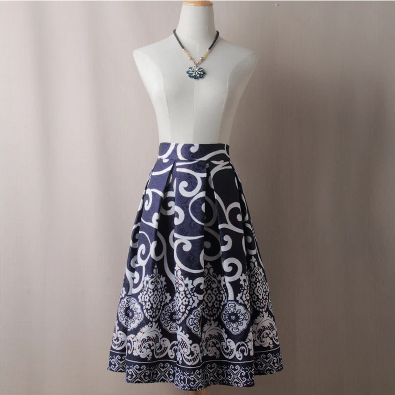 Autumn Winter Chic Vintage Floral Print Skirt Women Pleated Tutu Skater Skirt Elegant High Waist Midi Ball Gown Skirts
Autumn Winter Chic Vintage Floral Print Skirt Women Pleated Tutu Skater Skirt Elegant High Waist Midi Ball Gown Skirts