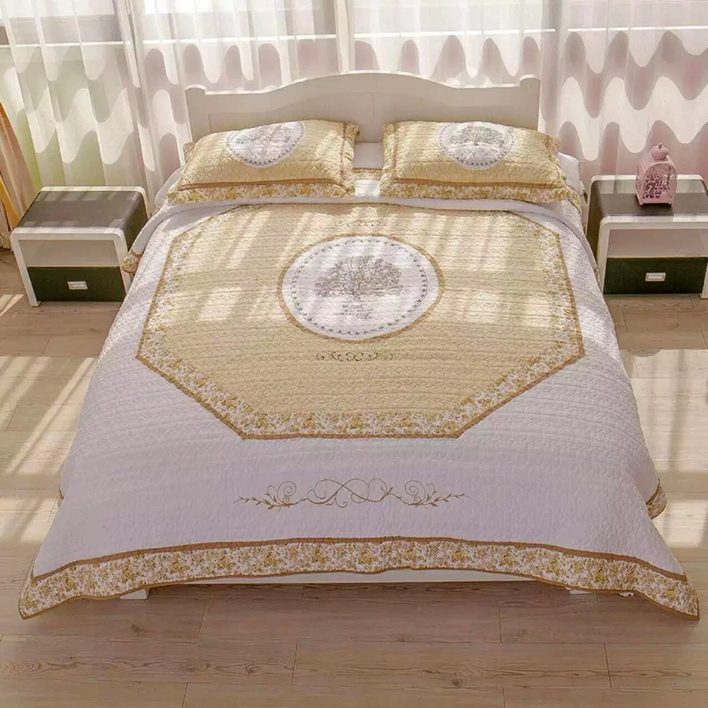 CHAUSUB Quilt Set 3PCS Washed Cotton Quilts Quilted Bedspread Embroidered Bed Cover Sheet Pillowcase Coverlet Set King Size
CHAUSUB Quilt Set 3PCS Washed Cotton Quilts Quilted Bedspread Embroidered Bed Cover Sheet Pillowcase Coverlet Set King Size