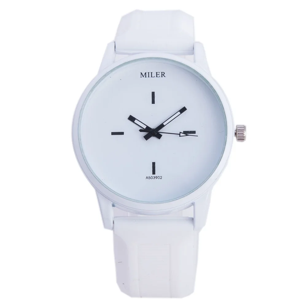 2018 New Fashion White&Black Silicone Watches Women Men Students Dress Quartz Wristwatch A503902
2018 New Fashion White&Black Silicone Watches Women Men Students Dress Quartz Wristwatch A503902