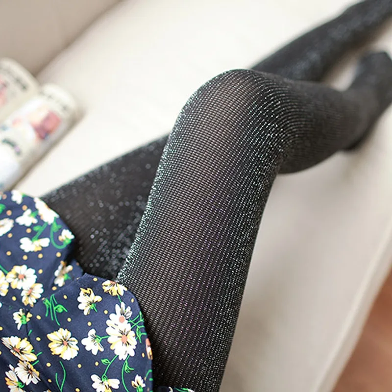Hot Hot Women Tights Sexy Double Color Stockings for Girls Vertical Stripes Add Silver Line Autumn Warm Pantyhose Legs Stockings
Hot Hot Women Tights Sexy Double Color Stockings for Girls Vertical Stripes Add Silver Line Autumn Warm Pantyhose Legs Stockings