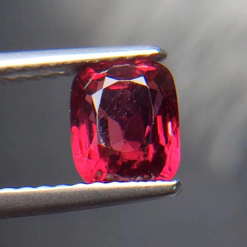 Natural Spinel Gemstone Natural 1.1ct Red Spinel Burma Origin Loose Gemstones Loose Stones for Jewelry Necklace Making
Natural Spinel Gemstone Natural 1.1ct Red Spinel Burma Origin Loose Gemstones Loose Stones for Jewelry Necklace Making