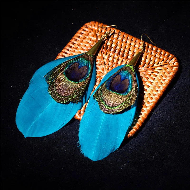 Ethnic Big Natuals Blue Feather Earrings For Women Natual Peacock Feathers Tassel Bohemia Pendant Hit Color Earring Jewelry
Ethnic Big Natuals Blue Feather Earrings For Women Natual Peacock Feathers Tassel Bohemia Pendant Hit Color Earring Jewelry