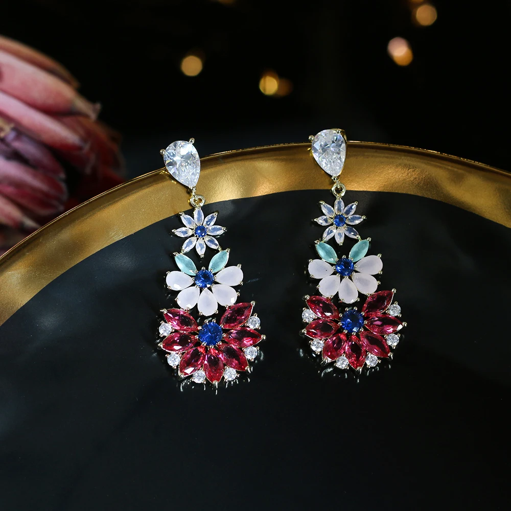 2019 nuevos aretes largos de cristal de circonio brincos de la moda, los mejores para las mujeres y las ninas aretes
2019 nuevos aretes largos de cristal de circonio brincos de la moda, los mejores para las mujeres y las ninas aretes