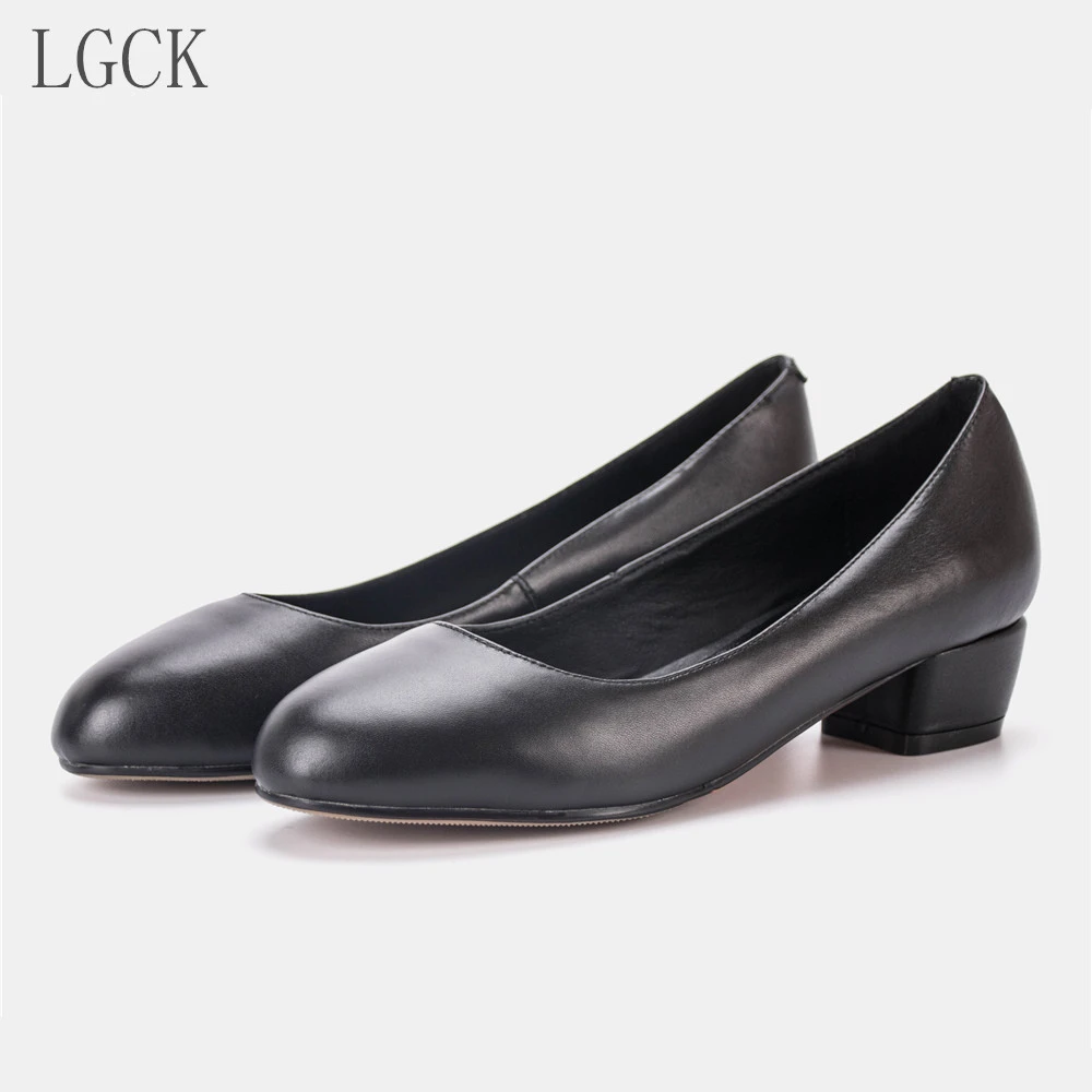 Plus Size 34-43 Genuine Leather Women Shoes Female Shallow Mouth Fashion Office Work Wedding Party Shoes Ladies Round Toe Shoe
Plus Size 34-43 Genuine Leather Women Shoes Female Shallow Mouth Fashion Office Work Wedding Party Shoes Ladies Round Toe Shoe