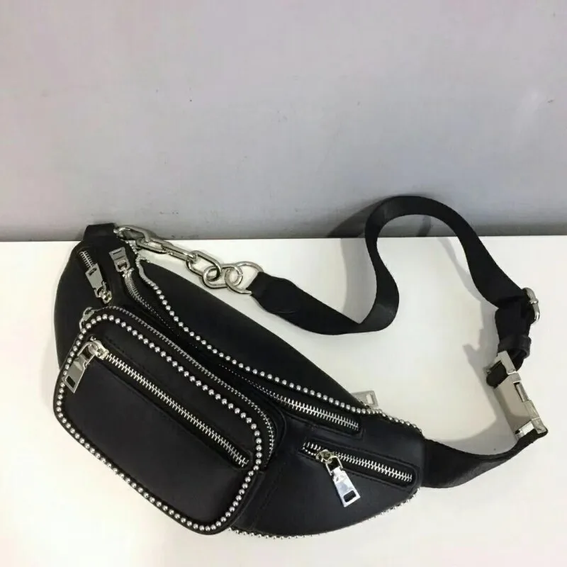 Fashion simple design new chest bag black adjustable metal rivet casual handbags white beaded chain pockets
Fashion simple design new chest bag black adjustable metal rivet casual handbags white beaded chain pockets
