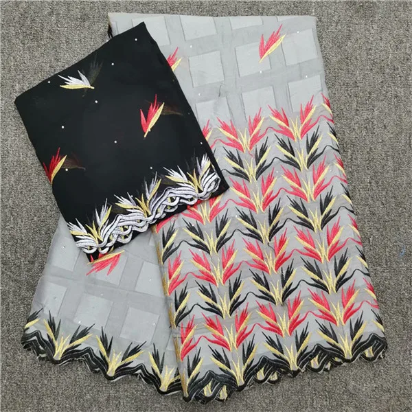 Graceful party set African cotton lace fabric and 2yards Swiss voile cloth for making dress NCV17(5y+2y)
Graceful party set African cotton lace fabric and 2yards Swiss voile cloth for making dress NCV17(5y+2y)