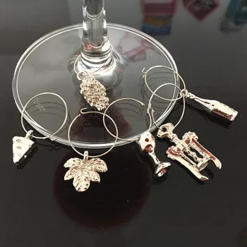 Wine charms New Fashion Design 6PCS Wine Glass Charms Rings Marker Party Bar Table Decorations
Wine charms New Fashion Design 6PCS Wine Glass Charms Rings Marker Party Bar Table Decorations
