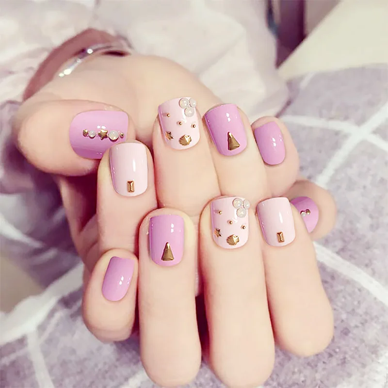 24pcs/set Individuality Metal Decor False Nails Full Cover Short Size Nail Art Tips with Glue Girls Sweet Color Artificial Nails
24pcs/set Individuality Metal Decor False Nails Full Cover Short Size Nail Art Tips with Glue Girls Sweet Color Artificial Nails