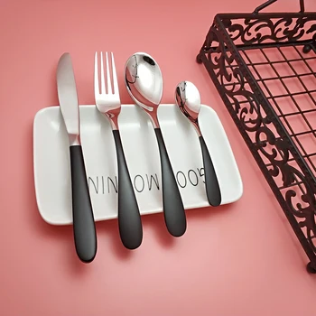 Hot Sale 4 pcs Black Classic Dinnerware 304 Stainless Steel Knife Fork Spoon Cutlery Kitchen Food Tableware Flatware Dining Set 
Hot Sale 4 pcs Black Classic Dinnerware 304 Stainless Steel Knife Fork Spoon Cutlery Kitchen Food Tableware Flatware Dining Set