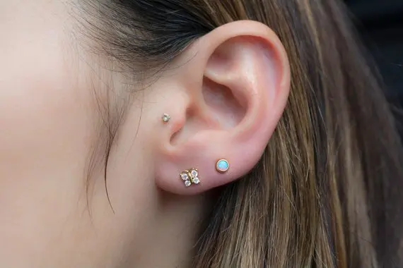4MM mini opal studs light purple round dots Opal stone 925 sterling silver minimal earring for second stud
4MM mini opal studs light purple round dots Opal stone 925 sterling silver minimal earring for second stud