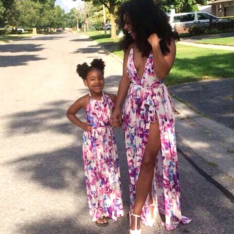 New Family Dress Floral Print Dress V-Neck Sleeveless Dress for Girl Mommy Backless Side Split Sexy Long Dress Family Clothing
New Family Dress Floral Print Dress V-Neck Sleeveless Dress for Girl Mommy Backless Side Split Sexy Long Dress Family Clothing