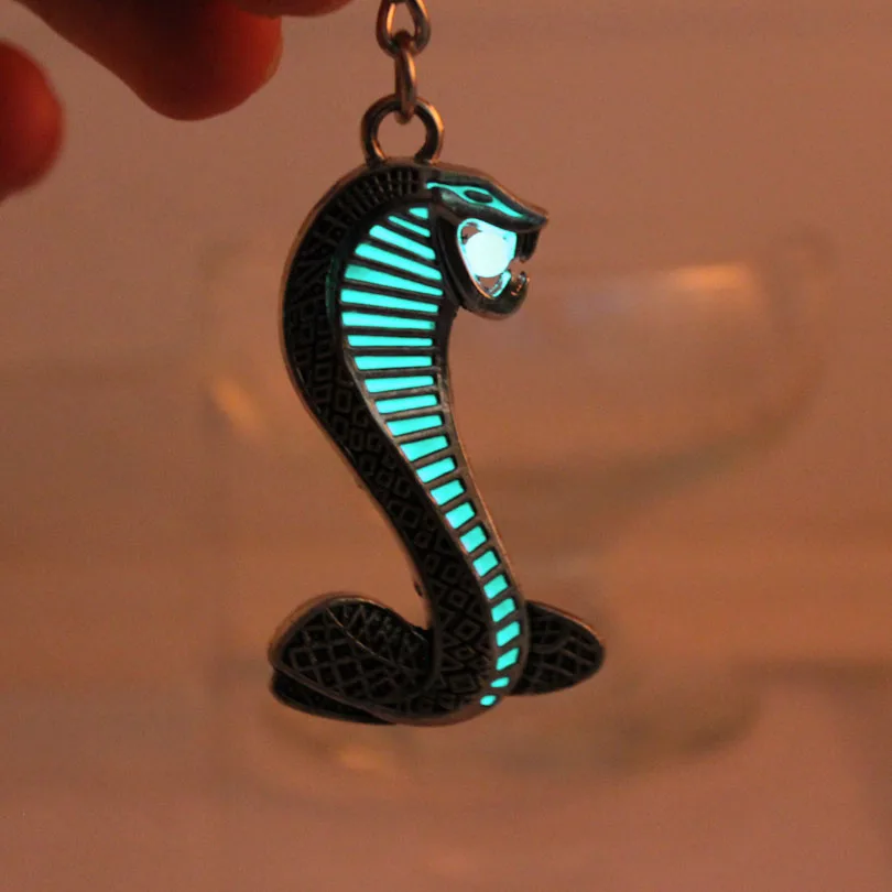 The cobra snake Glowing snake keychain Pendant GLOW in the DARK Luminous Pendants boys girl women bag car keychain key
The cobra snake Glowing snake keychain Pendant GLOW in the DARK Luminous Pendants boys girl women bag car keychain key