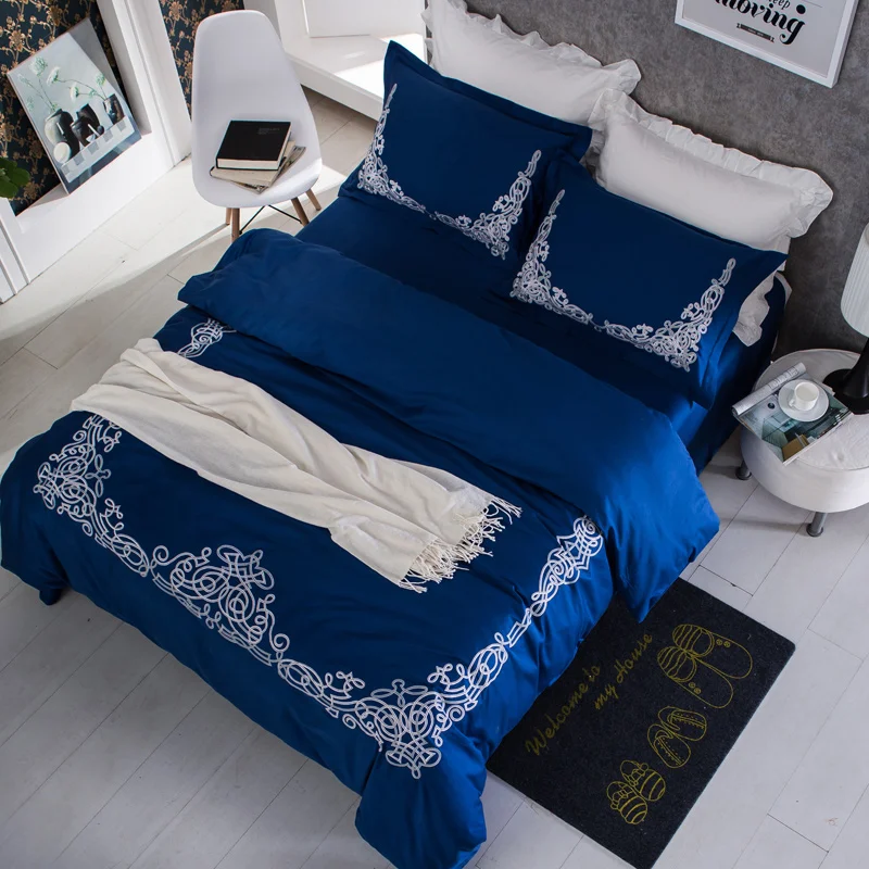 2017 Bohemia Bedding Set 4 Pcs Queen Size embroidery Duvet Cover Set Bedsheet Pillowcase Egyptian cotton Bed Linen Hot Sale
2017 Bohemia Bedding Set 4 Pcs Queen Size embroidery Duvet Cover Set Bedsheet Pillowcase Egyptian cotton Bed Linen Hot Sale