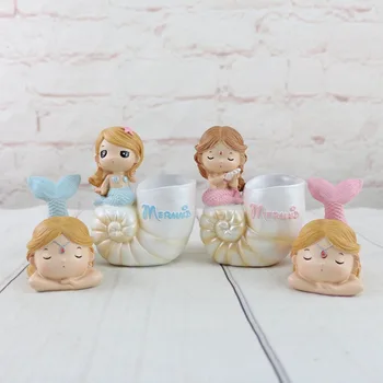 Ocean Dream Mermaid Pen Holder Cake Decoration Creative Mermaid Mobile Phone holder Mermaid Penholder Resin Decoration
Ocean Dream Mermaid Pen Holder Cake Decoration Creative Mermaid Mobile Phone holder Mermaid Penholder Resin Decoration