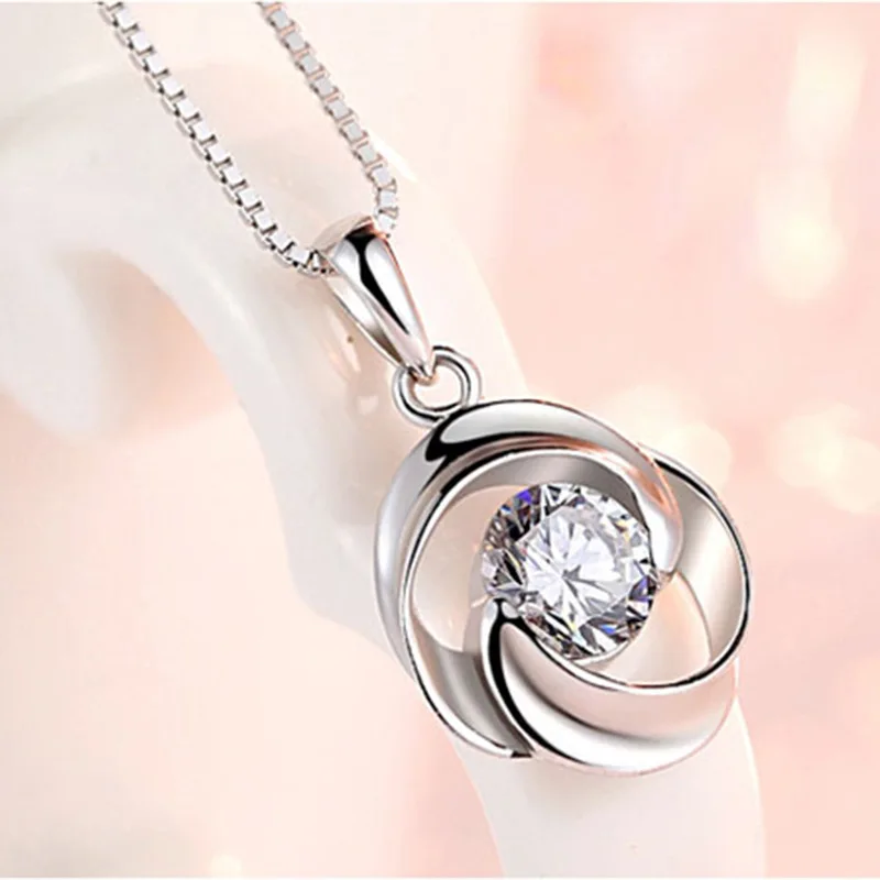 2019 New Lucky Rose Love Charm Necklace Fashion Freeze Flower Bloom Instant Female Pendant Necklace Lady Valentine's Day Gift
2019 New Lucky Rose Love Charm Necklace Fashion Freeze Flower Bloom Instant Female Pendant Necklace Lady Valentine's Day Gift