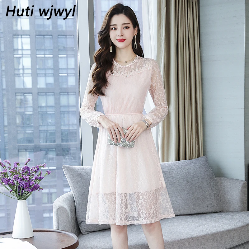 Autumn Winter Plus Size Vintage Beige Sexy Lace Midi Dresses 2019 Korean Women Elegant Bodycon Pink Dress Party Casual Vestidos
Autumn Winter Plus Size Vintage Beige Sexy Lace Midi Dresses 2019 Korean Women Elegant Bodycon Pink Dress Party Casual Vestidos