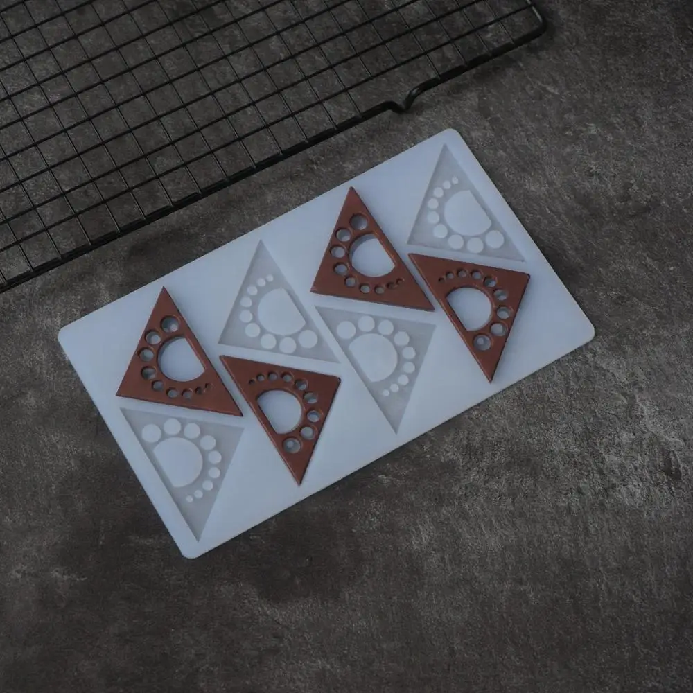 Hollow Out Triangle Shape Chocolate Mold Cake Decorating Tools Silicone Mold Transfer Sheet Baking Stencil Chablon
Hollow Out Triangle Shape Chocolate Mold Cake Decorating Tools Silicone Mold Transfer Sheet Baking Stencil Chablon