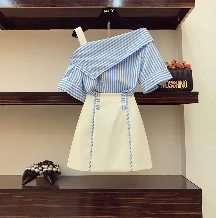 CBAFU new arrival women's set vertical striped slash neck sexy blouse a line skirt suit girl lady set summer 2 piece set D439
CBAFU new arrival women's set vertical striped slash neck sexy blouse a line skirt suit girl lady set summer 2 piece set D439