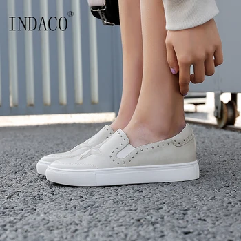 2020 Spring Women Flat Loafers Stars Rivets Leather Sneakers Women Slip on Loafers 3cm
2020 Spring Women Flat Loafers Stars Rivets Leather Sneakers Women Slip on Loafers 3cm