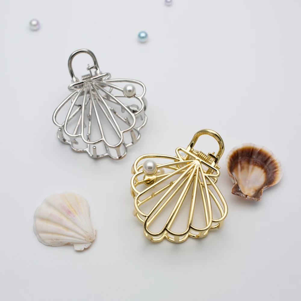 Women's Fashion Girls Make Up Tool Metal Hair Claws Lady Modern Stylish Solid Hair Clips Barrette Hair Claw Hair Accessories
Women's Fashion Girls Make Up Tool Metal Hair Claws Lady Modern Stylish Solid Hair Clips Barrette Hair Claw Hair Accessories