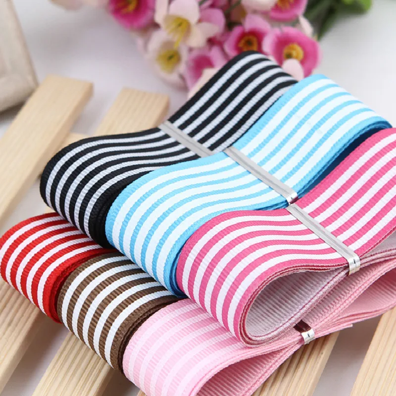 New Arrival 1 Yard (25mm) Stripe Printed Grosgrain Ribbon Handmade DIY hairbow accessories Handmade Christmas wedding Decoration
New Arrival 1 Yard (25mm) Stripe Printed Grosgrain Ribbon Handmade DIY hairbow accessories Handmade Christmas wedding Decoration