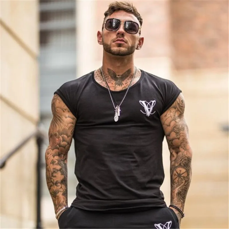 2019 New Brand fitness t shirt men Bat sleeve t shirt summer Gyms Printing fashion O-Neck Black t shirt Cotton Bodybuilding Tops
2019 New Brand fitness t shirt men Bat sleeve t shirt summer Gyms Printing fashion O-Neck Black t shirt Cotton Bodybuilding Tops
