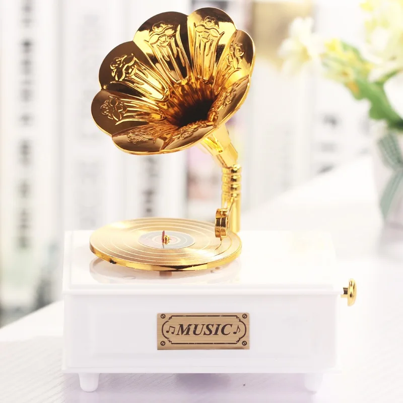 2019 New Vintage Gramophone Drawer Music Box for Home Decor Wedding Birthday Jewelry Box Hand Crank Carousel Music Boxes
2019 New Vintage Gramophone Drawer Music Box for Home Decor Wedding Birthday Jewelry Box Hand Crank Carousel Music Boxes