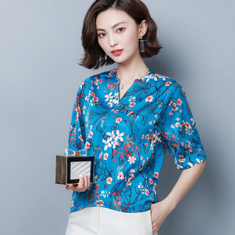 Korean Fashion Silk Women Blouses Satin Floral Short Sleeve Blue Women Shirts Plus Size XXXL/4XL Womens Tops and Blouses
Korean Fashion Silk Women Blouses Satin Floral Short Sleeve Blue Women Shirts Plus Size XXXL/4XL Womens Tops and Blouses