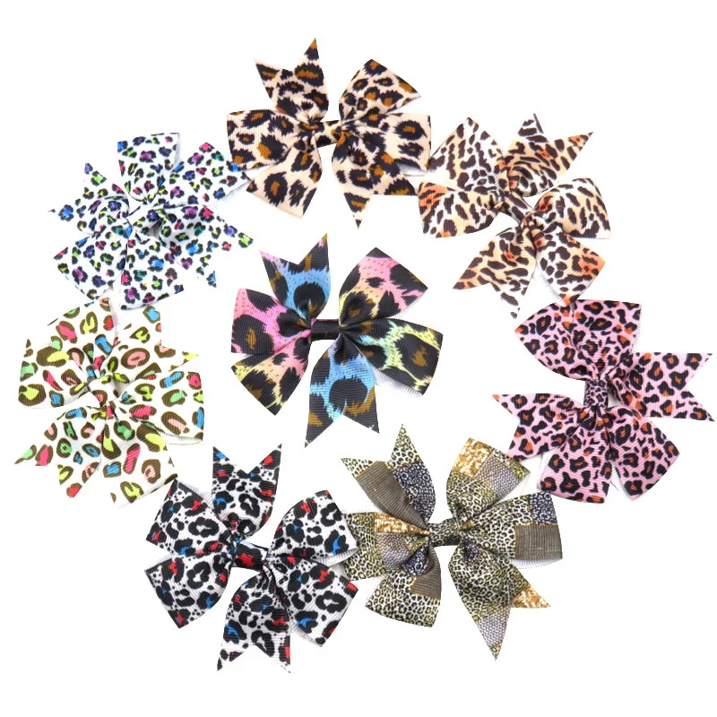 1PCS Novelty Lovely Leopard Elastic Hair Bands Girls Ribbon Clip Bows Girl Hair Tie Hairpin Handmade Fashion Hair Accessories
1PCS Novelty Lovely Leopard Elastic Hair Bands Girls Ribbon Clip Bows Girl Hair Tie Hairpin Handmade Fashion Hair Accessories