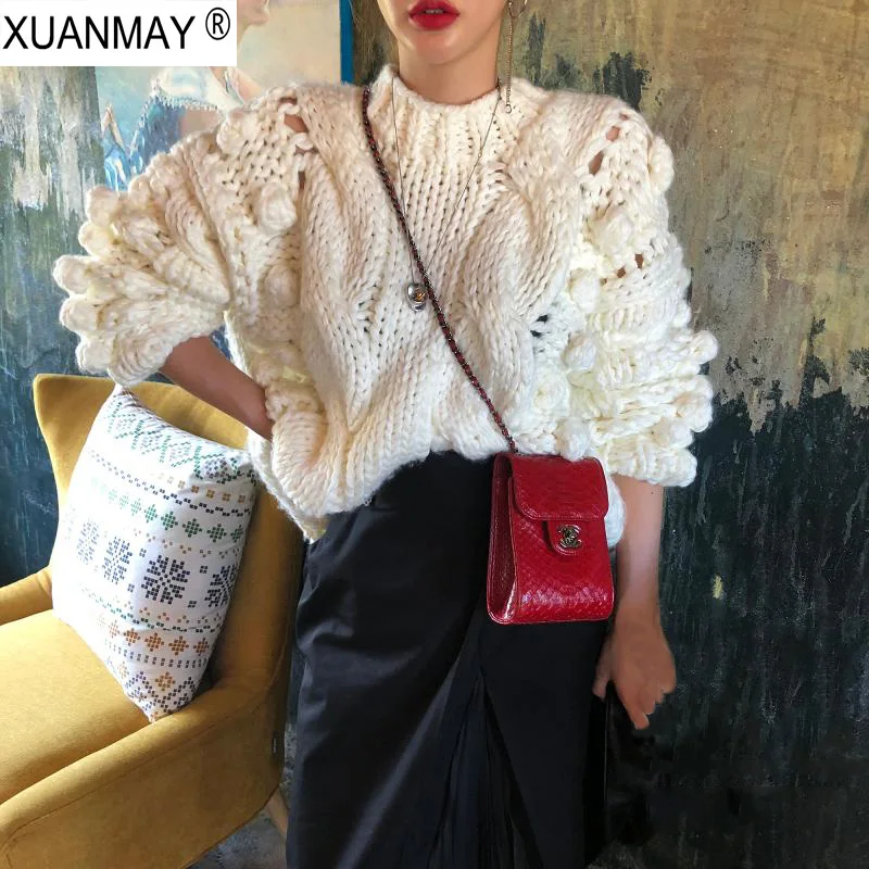 Winter High Street women White sweater Korean version of the needle hand-woven sweater Coarse lines ultra-thick Black sweater
Winter High Street women White sweater Korean version of the needle hand-woven sweater Coarse lines ultra-thick Black sweater