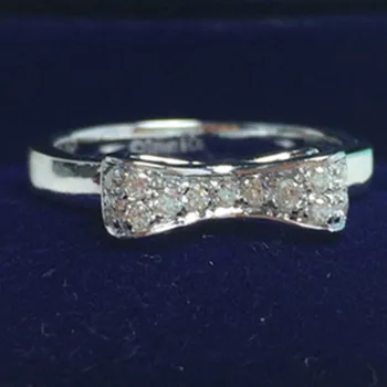 Butterfly Knot Micro paved Bling Ring for Girl Solid 925 Sterling Silver Ring White Gold Color Jewelry for daughter
Butterfly Knot Micro paved Bling Ring for Girl Solid 925 Sterling Silver Ring White Gold Color Jewelry for daughter