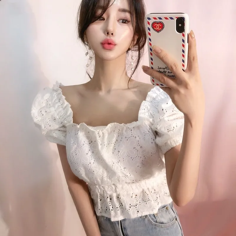 Crochet Hollow Out Blouse White Square Neck Ruffles Puff Sleeve Princess Petite Short Women Shirt Chemise Femme Blusa Mujer
Crochet Hollow Out Blouse White Square Neck Ruffles Puff Sleeve Princess Petite Short Women Shirt Chemise Femme Blusa Mujer
