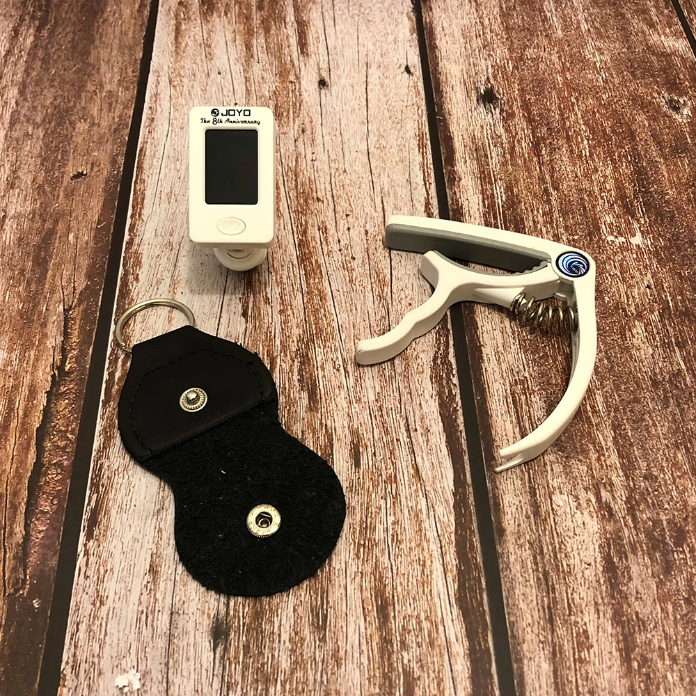 JoYo Tool Kit Guitar Tuner + Capo + Holder + Picks Tuning Capotraste Mediator Case Guitarra Parts Accessories
JoYo Tool Kit Guitar Tuner + Capo + Holder + Picks Tuning Capotraste Mediator Case Guitarra Parts Accessories