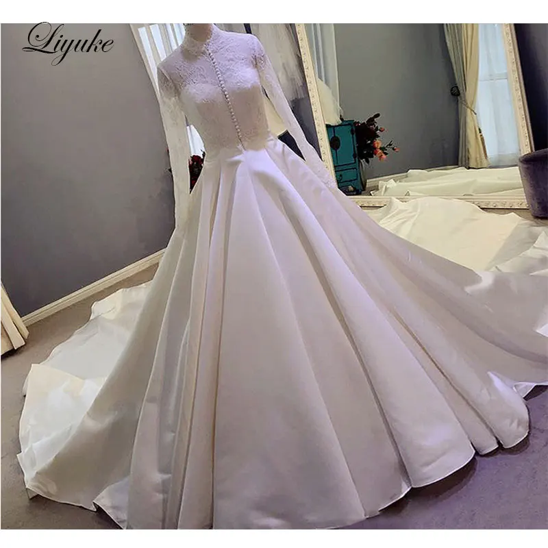 Elegant Lustrous Satin Chapel Train Plus Size A-Line Wedding Dress Full Sleeves Lace With Button Bride Dresses robe de mariage
Elegant Lustrous Satin Chapel Train Plus Size A-Line Wedding Dress Full Sleeves Lace With Button Bride Dresses robe de mariage