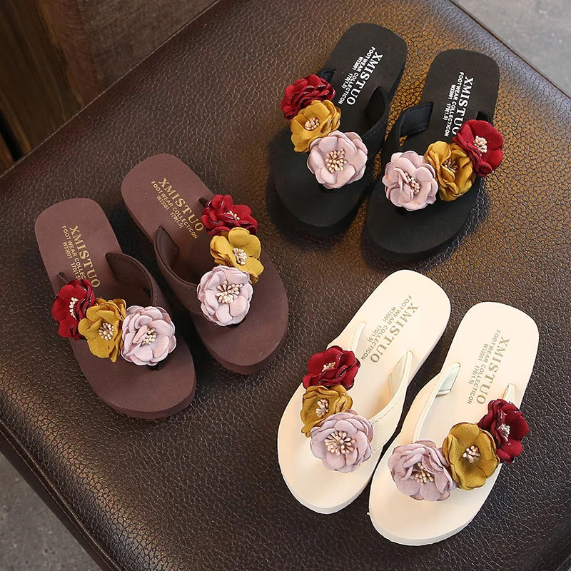 Childrens Slippers Summer Girls Beach Shoes Parent-child Shoes Sweet Flower Princess Shoes Lovely Flip-flops Light Kids Slippers
Childrens Slippers Summer Girls Beach Shoes Parent-child Shoes Sweet Flower Princess Shoes Lovely Flip-flops Light Kids Slippers