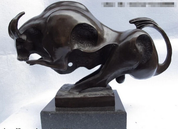 150401 S0769 9.5 Western European bronze Copper Marble Carving Wild ox bull cow art statue
150401 S0769 9.5 Western European bronze Copper Marble Carving Wild ox bull cow art statue