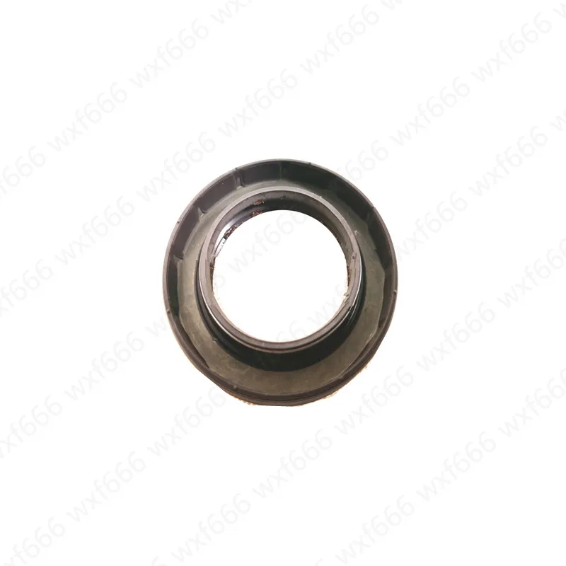 Car Front and rear differential seal 2.2lan dro ve rde fen der16v Transfer case oil seal Gearbox output shaft seal
Car Front and rear differential seal 2.2lan dro ve rde fen der16v Transfer case oil seal Gearbox output shaft seal