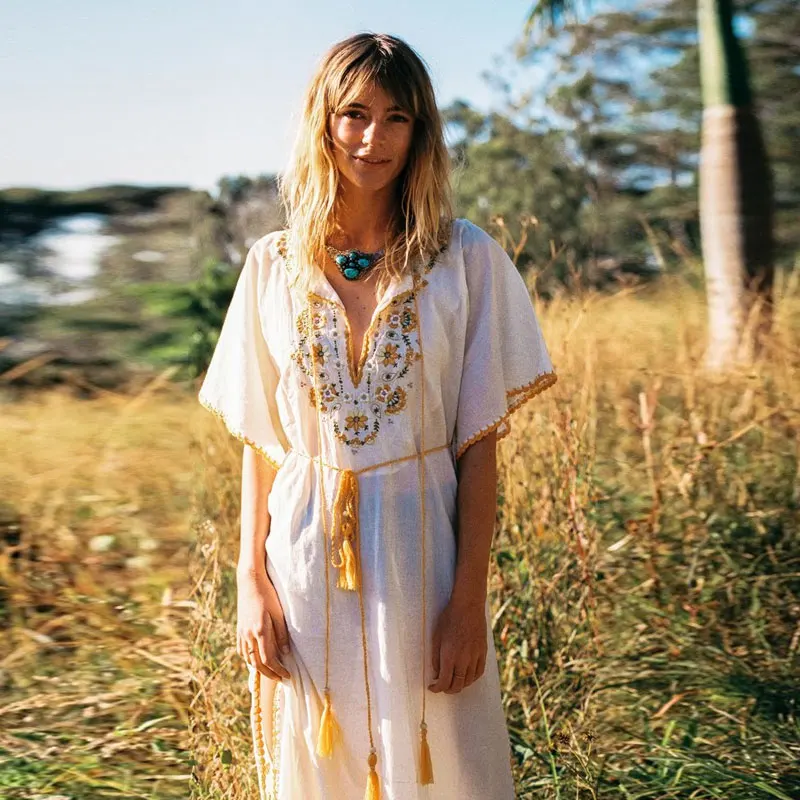 Summer vacation Bohemian embroidered crocheted dress v-neck sexy tassel lace holiday gown maxi dress
Summer vacation Bohemian embroidered crocheted dress v-neck sexy tassel lace holiday gown maxi dress