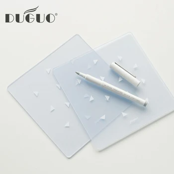 DUGUO cute stationery mini square transparent PVC cutting pad writing engraving anti-cutting pad hand tape hand-cut cardboard
DUGUO cute stationery mini square transparent PVC cutting pad writing engraving anti-cutting pad hand tape hand-cut cardboard
