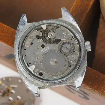 Scrapped Watch Mechanical Movement for DIY Watch Assembly Exercises Watch Clock Part Accessory
Scrapped Watch Mechanical Movement for DIY Watch Assembly Exercises Watch Clock Part Accessory