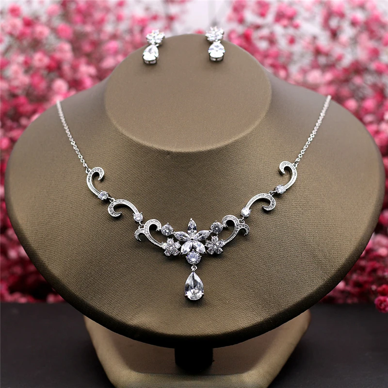 Vysor AAA Cubic Zirconia Necklace Earrings Sets Clear Zircon Stone Women Party Perfomance Jewelry Sets CZ Pendant Necklace Coker
Vysor AAA Cubic Zirconia Necklace Earrings Sets Clear Zircon Stone Women Party Perfomance Jewelry Sets CZ Pendant Necklace Coker