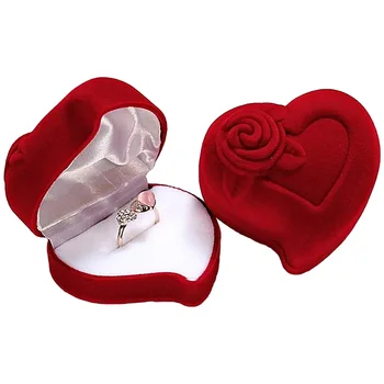 2019 New Red Heart Shape Velvet Ring Box Engagement Wedding Jewelry Boxes Rose Flower Design Gifts Holder for Lover Couple
2019 New Red Heart Shape Velvet Ring Box Engagement Wedding Jewelry Boxes Rose Flower Design Gifts Holder for Lover Couple