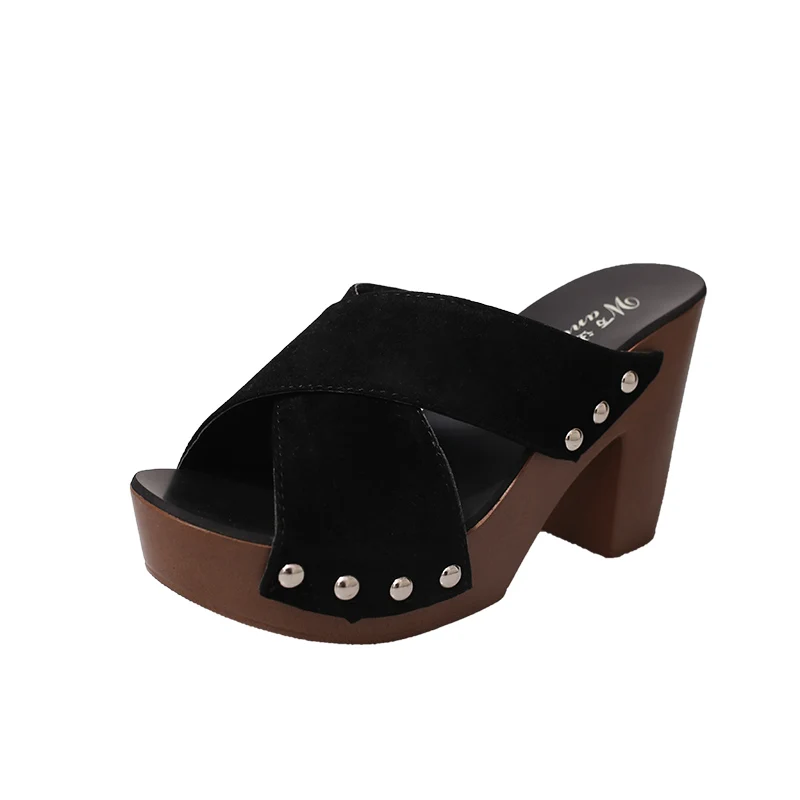 Europe and the United States wood grain waterproof platform 10CM high heels fashion sexy fish mouth slippers.
Europe and the United States wood grain waterproof platform 10CM high heels fashion sexy fish mouth slippers.