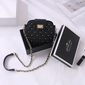 Women Fashion Bags Chain Ladies Shoulder Messenger Bag Summer Bag Mini Cc Bag Lady Clutch with Box 
Women Fashion Bags Chain Ladies Shoulder Messenger Bag Summer Bag Mini Cc Bag Lady Clutch with Box