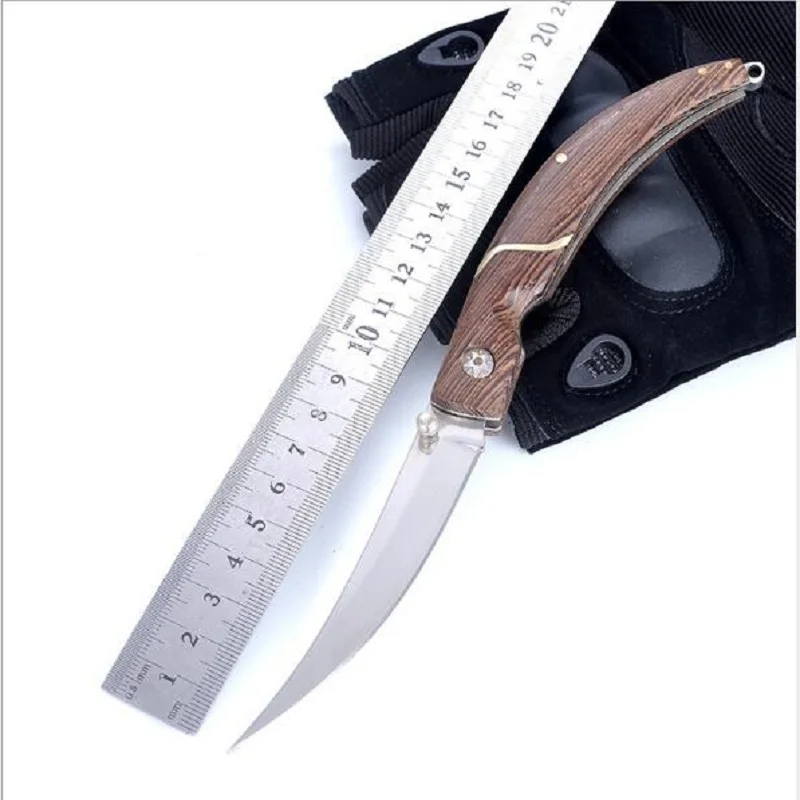 Practical fruit knife Beautiful gift folding knife Outdoor portable knife hot manufacturers spot
Practical fruit knife Beautiful gift folding knife Outdoor portable knife hot manufacturers spot